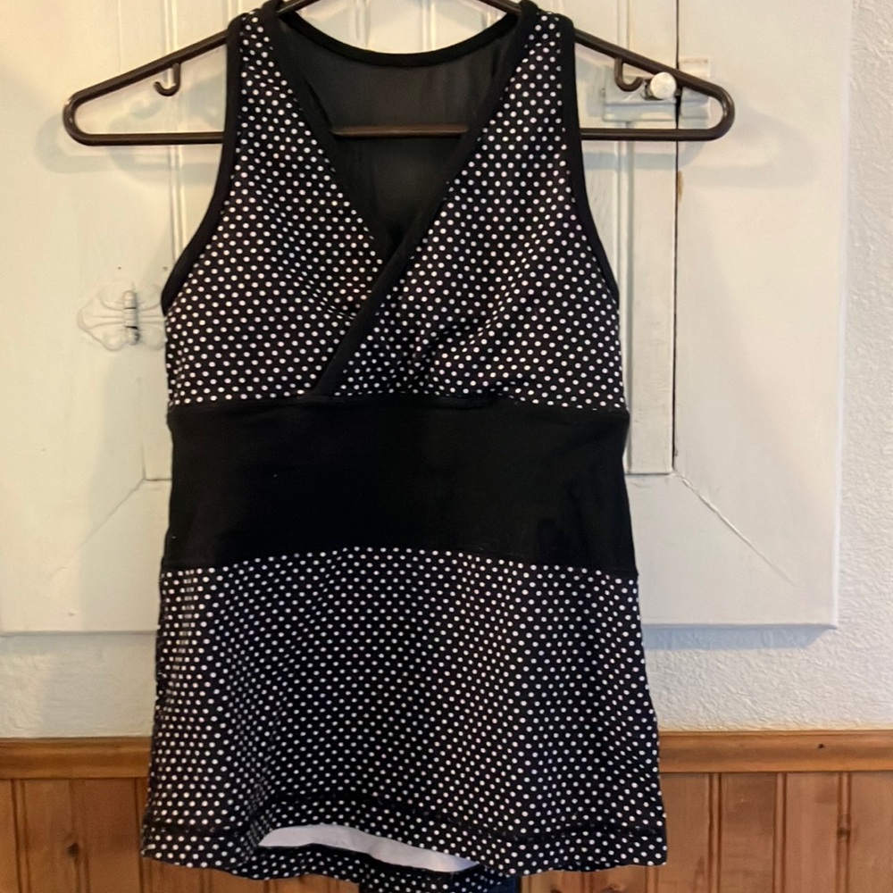 Lululemon tank top with polka dots